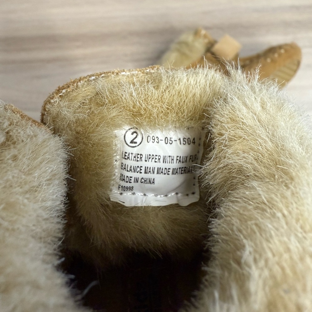 Toddler Fur Lined Suede Leather Moccasins With rubber Sole - Picture 6 of 6